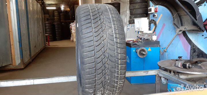 Goodyear UltraGrip Performance 225/45 R17