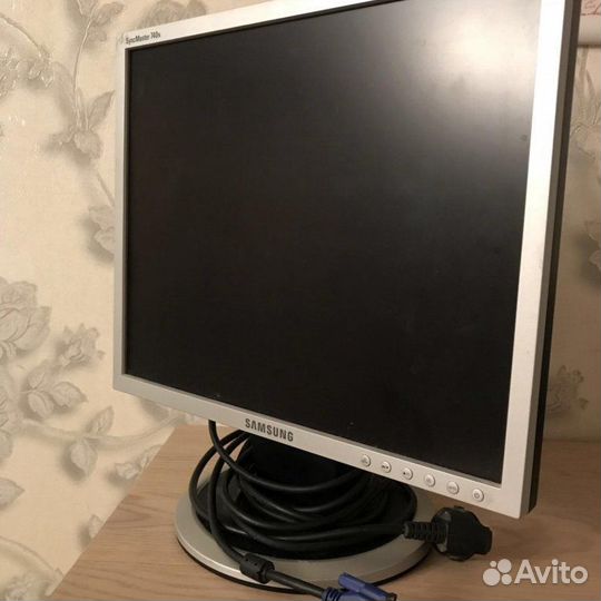 Монитор асус 17