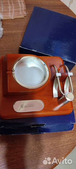 Пепельница с подставкой под сигареты