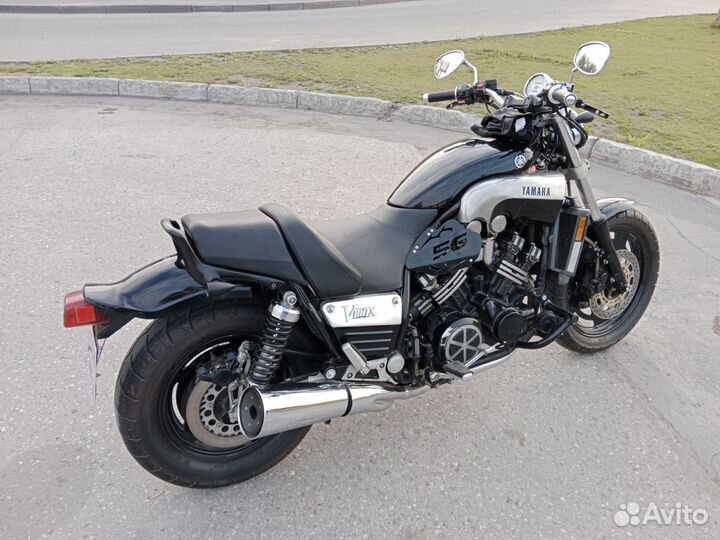 Продам мотоцикл Yamaha Vmax 1200