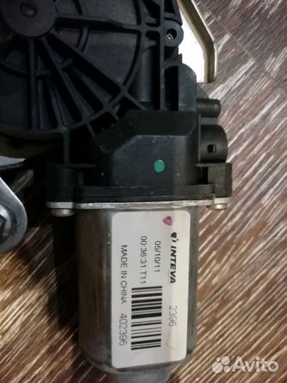 Электростеклоподьемник правый на солярис 14 год