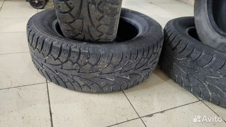 Hankook Winter I'Pike 225/60 R17