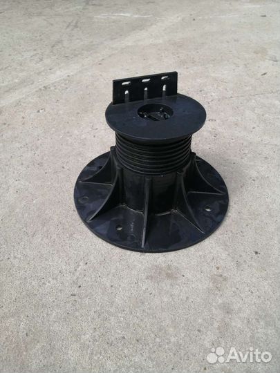 Регулируемые опоры под лаги