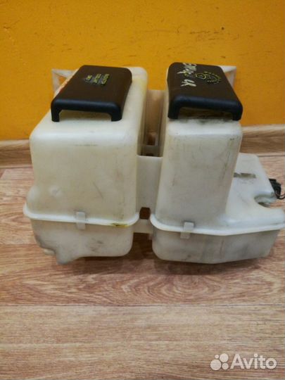 Бачок стеклоомывателя Ford Explorer UN105 cologne