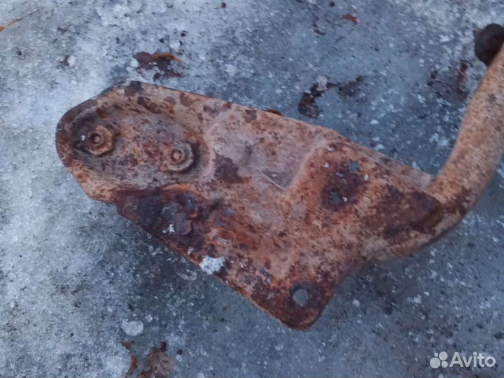 Подмоторная балка святогор рено