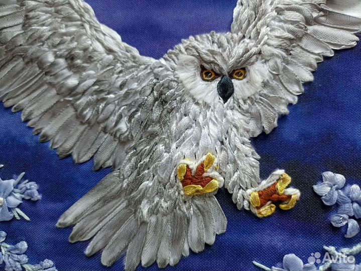 Картина из атласных лент. Ручная работа