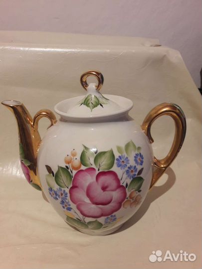 Чайник заварочный фарфоровый новый
