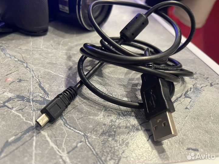 Зеркальный фотоаппарат nikon