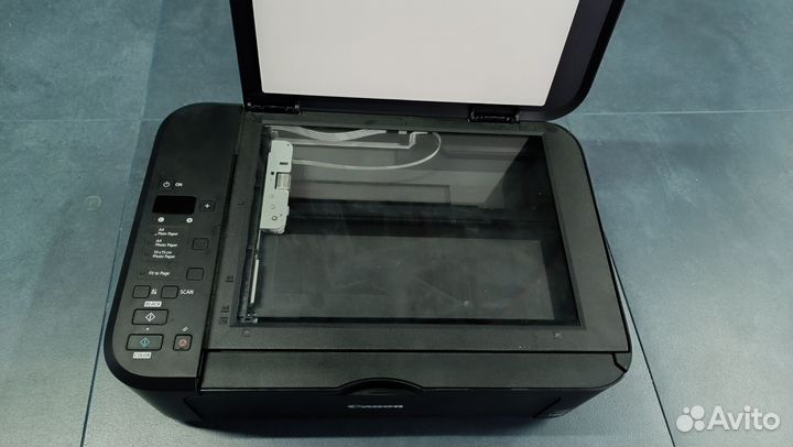 Мфу canon Pixma mg2240