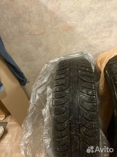 Bridgestone Ice Cruiser 7000 195/65 R15 91T