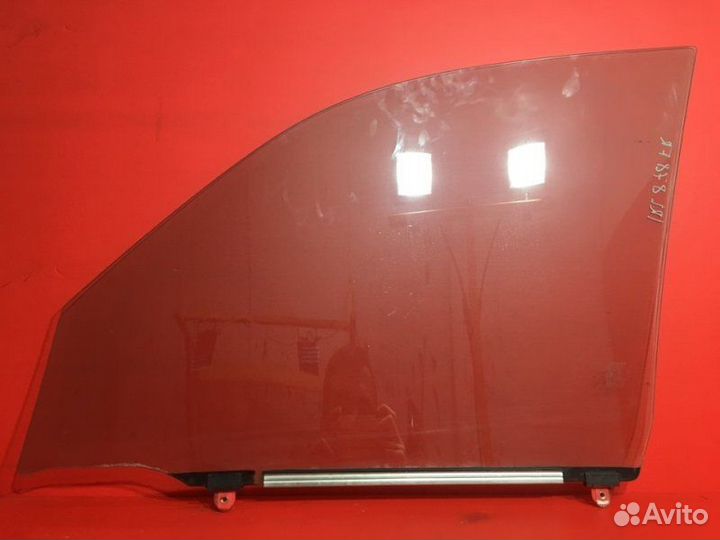 Стекло двери переднее правое Toyota Rav4 2 1zzfe