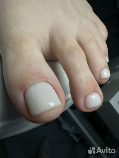 Модель на педикюр