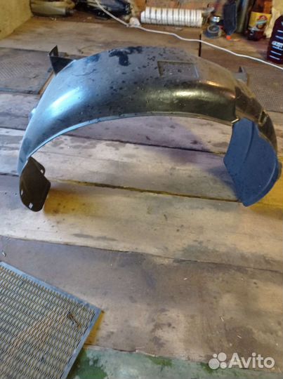 Подкрылок передний hyundai solaris