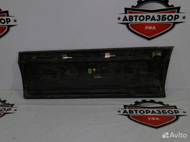 VW Touareg 2 NF молдинг двери задней правой