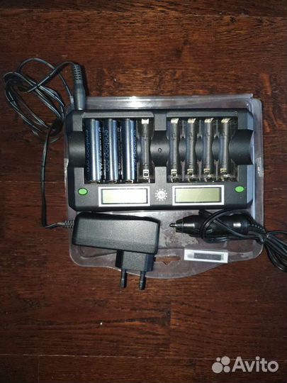 Зарядное устройство RC-8