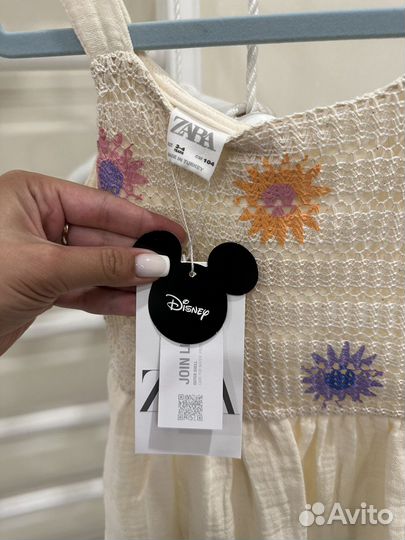 Костюм на девочку zara 104