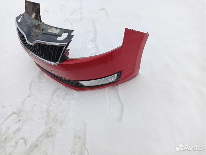 Передний бампер в сборе шкода рапид 1