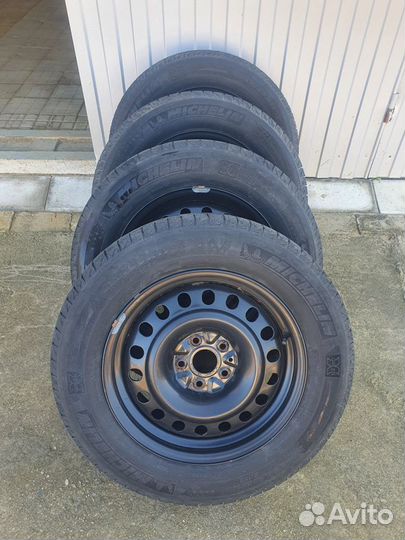 Michelin Latitude X-Ice 225/65 R17