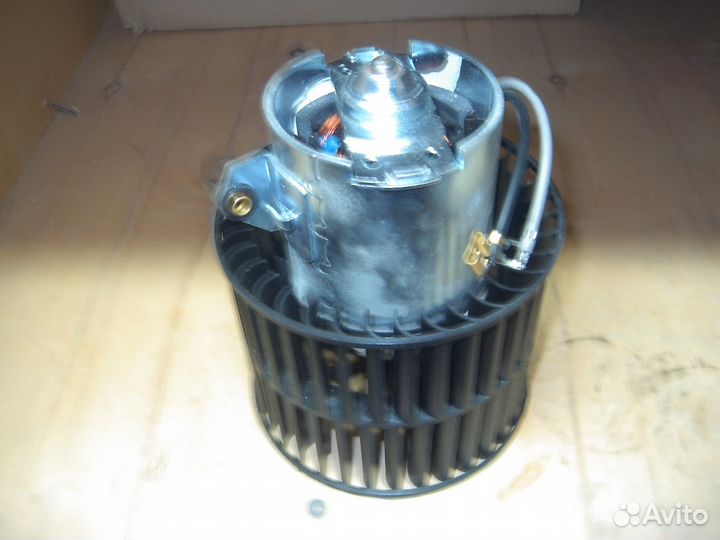 Моторчик печки Опель Астра Ф, Вектра А