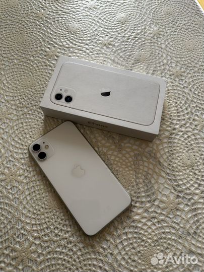 iPhone 11, 64 ГБ