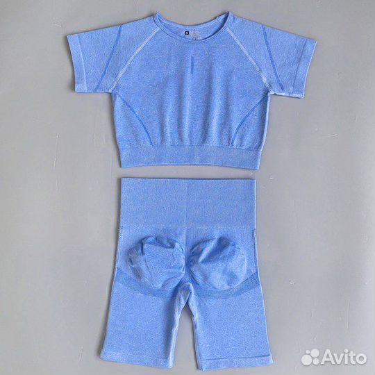 Костюм для фитнеса новый