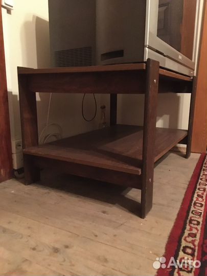 Столик журнальный СССР + телевизор”Philips”