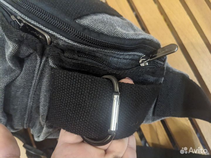 Поясная сумка канвас вместительная почти новая