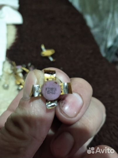 Радиодетали в золоте