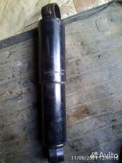 Амортизатор полуприцепа