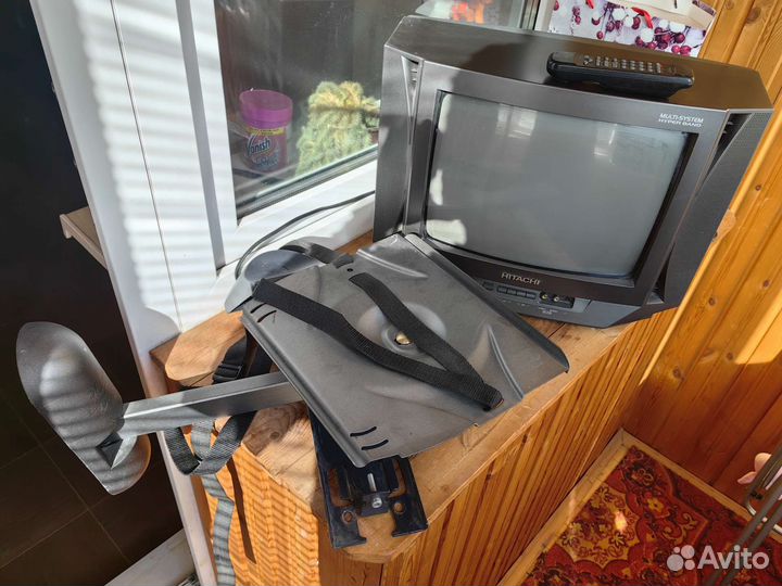 Телевизор Hitachi c14-rm50