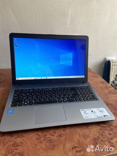 Ноутбук Asus x540s