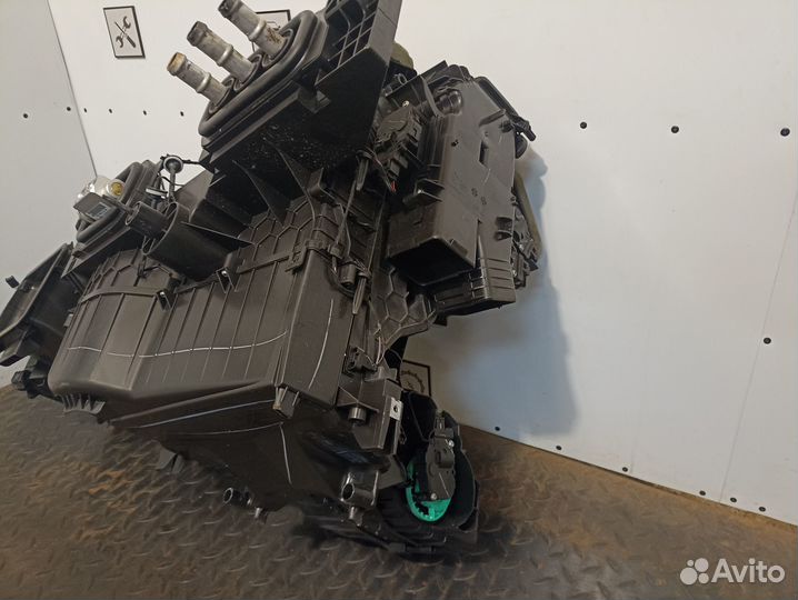 Корпус отопителя для BMW X5 E70