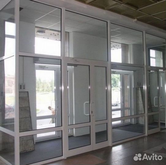 Пластиковые двери с установкой. Входная группа