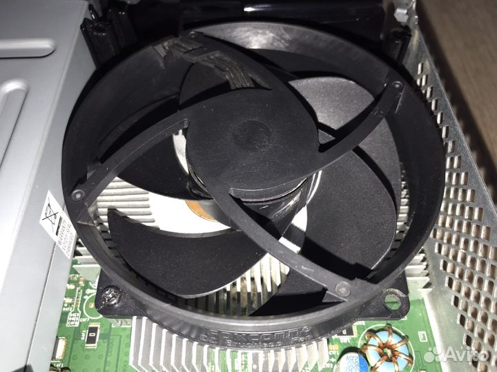 Xbox 360 E freeboot 320gb 105 игр
