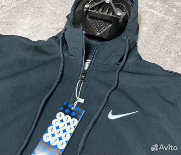 Спортивные костюмы Nike