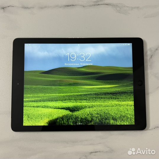 Планшет apple iPad air