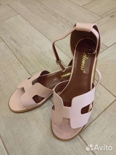 Босоножки женские 39 размер новые, идут на 38,5р