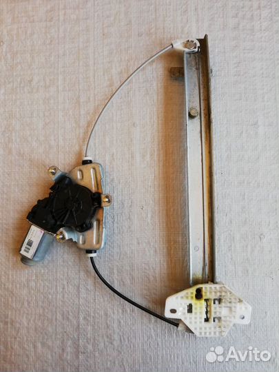 Стеклоподъемник задний правый Kia RIO 3