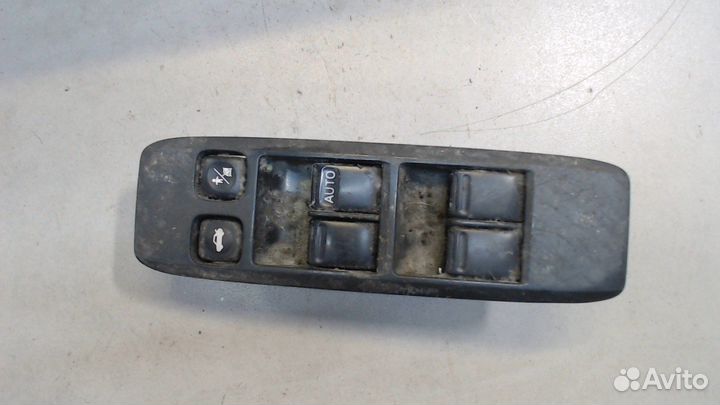 Кнопка стеклоподъемника Nissan Primera P12, 2006