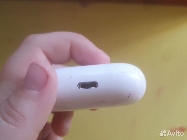 Беспроводные наушники apple airpods