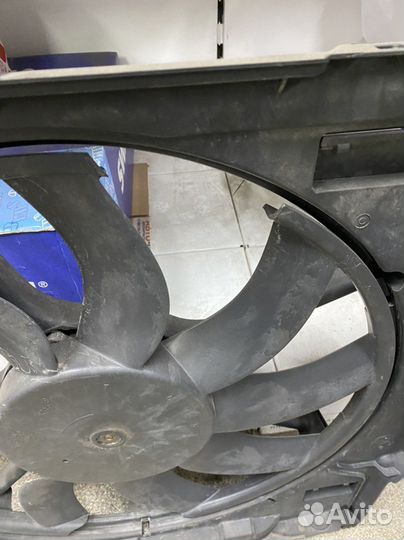 Кожух с винтилятором в сборе BMW x6 x5