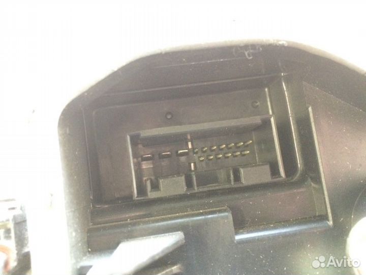 Замок двери задний правый Bmw 7-Series E65 N62B36A