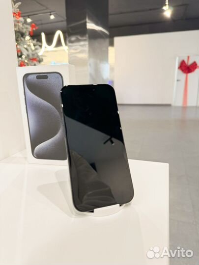 iPhone 15 Pro, 256 ГБ