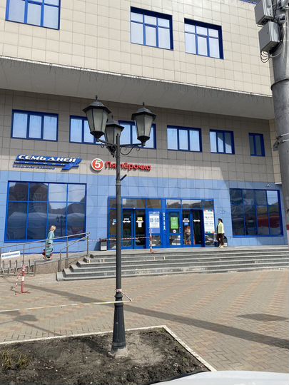 Торговая площадь, 53 м²