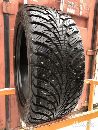 Goodyear UltraGrip Extreme 225/50 R17