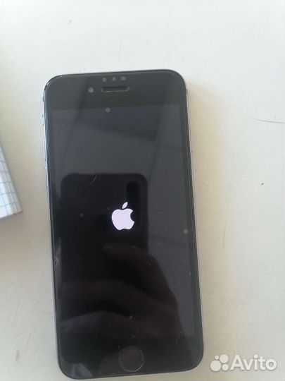 Телефон iPhone 6s