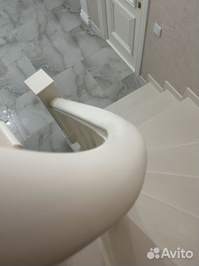 Деревянные ступени для лестницы