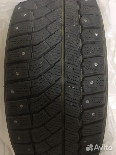 Viatti Brina Nordico V-522 215/50 R17 100L