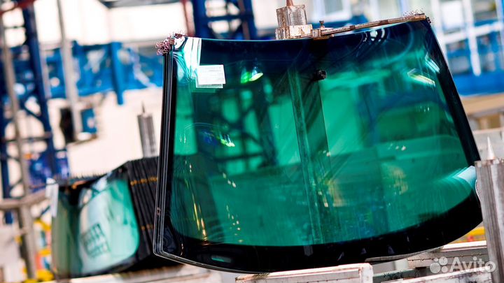Стекло лобовое honda accord V (CD,CE) SV4 4D Sedan