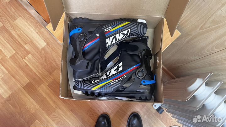 Лыжные ботинки kv